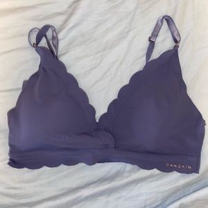 danskin light padded scalloped bra navy blue size 36c